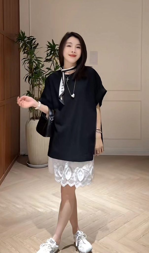 Korean Style Loose T-Shirt and Half Skirt Set Summer 2024