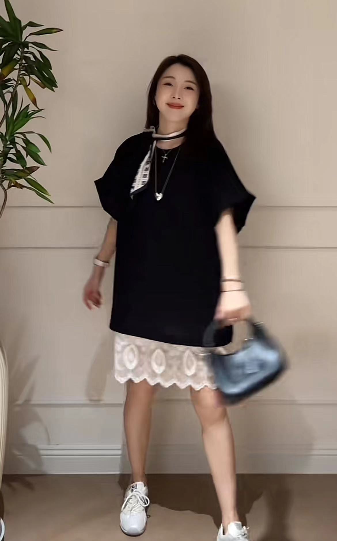 Korean Style Loose T-Shirt and Half Skirt Set Summer 2024 - Image 3