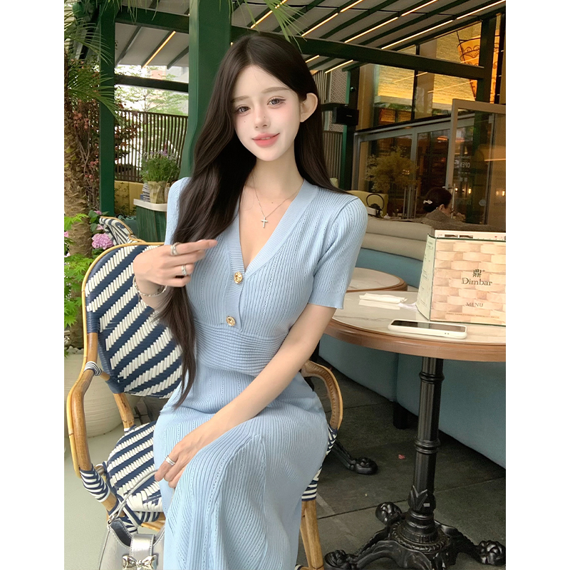 Summer New Style Small Fragrance Fishtail Knit Dress Short Sleeve V Neck Bodycon Midi Dress High End - Image 4