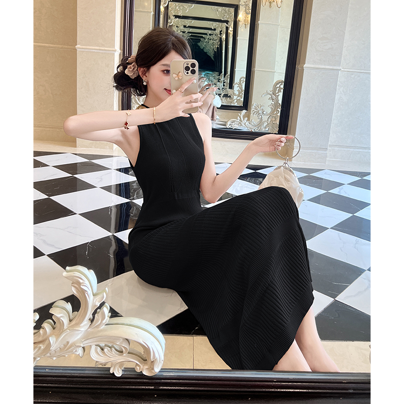 2025 Summer French Style Sequin Knit Bodycon Dress - Image 2