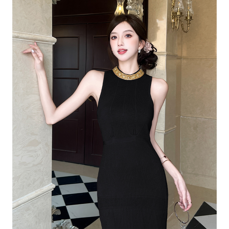 2025 Summer French Style Sequin Knit Bodycon Dress - Image 4