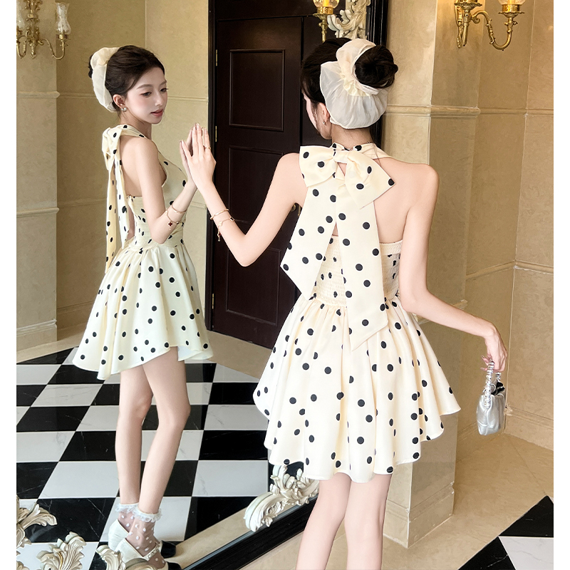 Summer French Style Polka Dot Halter Dress with Bra Pads Slim Waist A-Line Short Dress