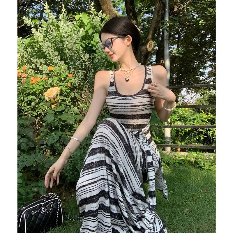 Kendou Illusion Two-Piece Striped Tie Sleeveless Vest Dress Black and White Color Block Long Dress Women Summer Slimming Trendy - Image 4