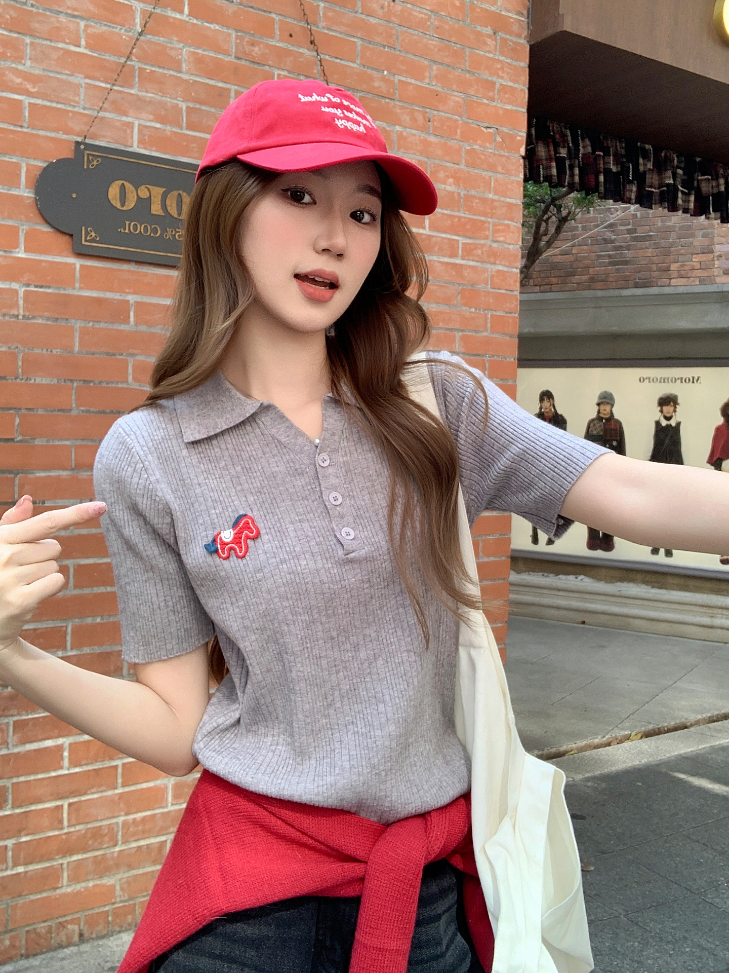 Women's Embroidered Polo Neck Short Sleeve Knit Top 2026 Spring Slim Fit Commuter Style - Image 2